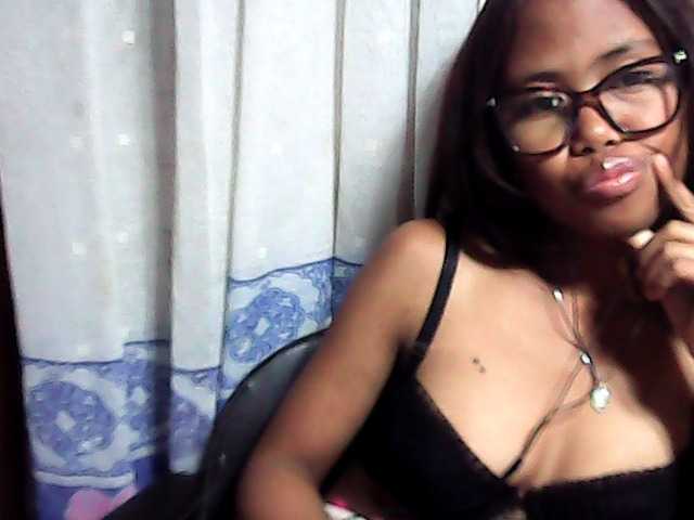 Natalie-Luxa live cam on BongaCams