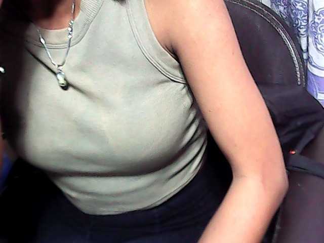 Natalie-Luxa live cam on BongaCams