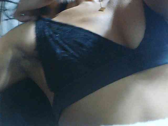 Natalie-Luxa webcam