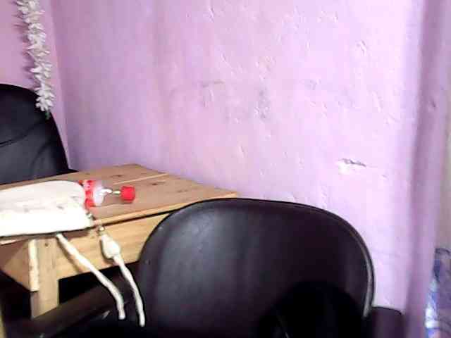 Natalie-Luxa webcam