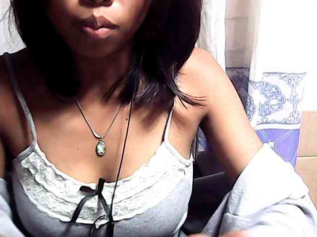 Natalie-Luxa webcam