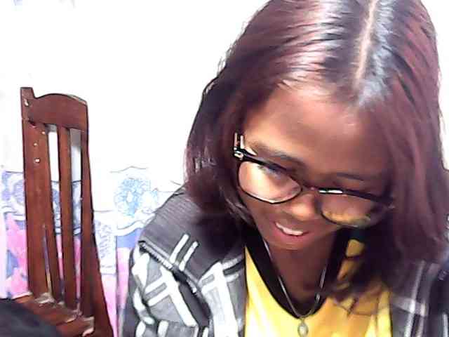 Natalie-Luxa webcam