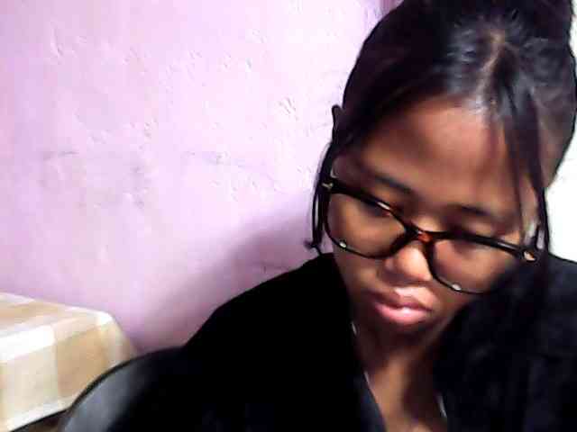 Natalie-Luxa webcam