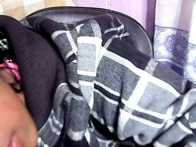 Natalie-Luxa webcam