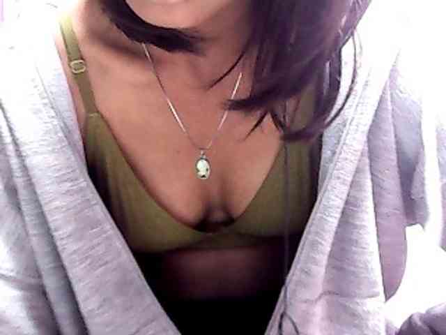 Natalie-Luxa webcam