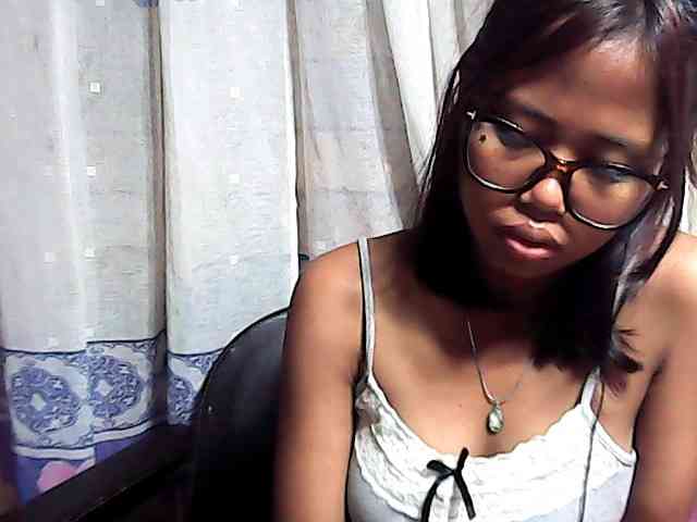 Natalie-Luxa webcam