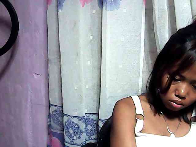 Natalie-Luxa webcam