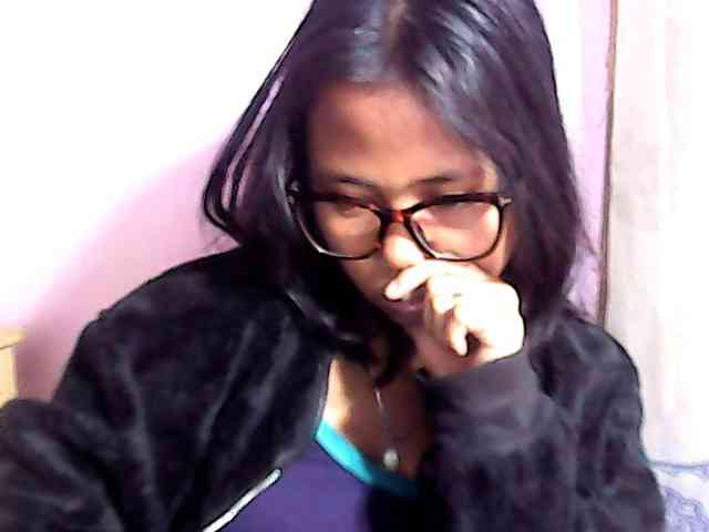Natalie-Luxa webcam