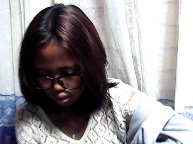Natalie-Luxa webcam