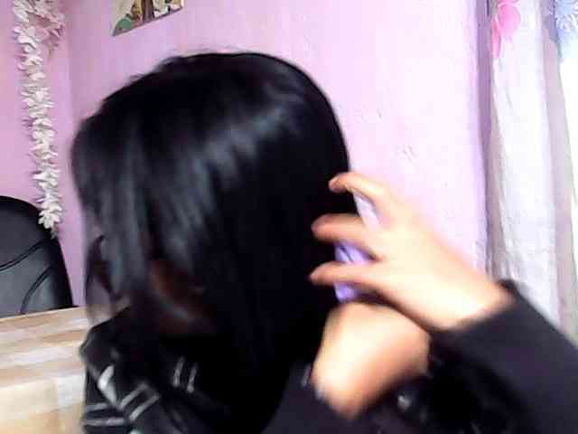 Natalie-Luxa webcam