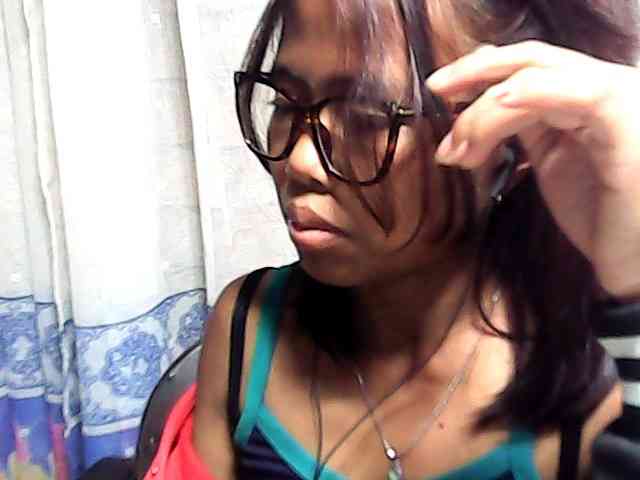 Natalie-Luxa webcam