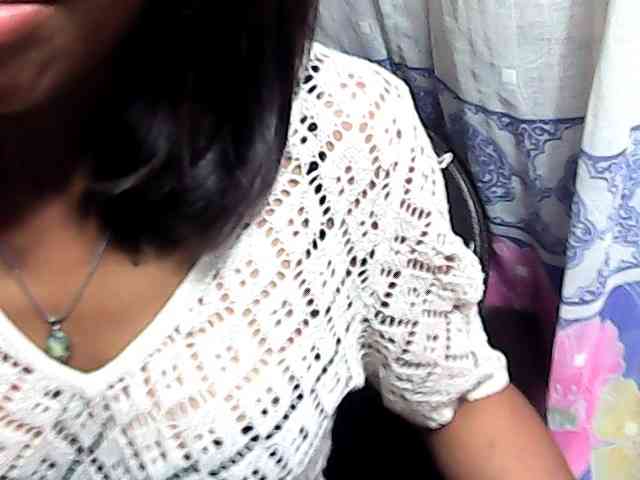 Natalie-Luxa webcam
