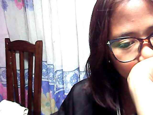 Natalie-Luxa webcam