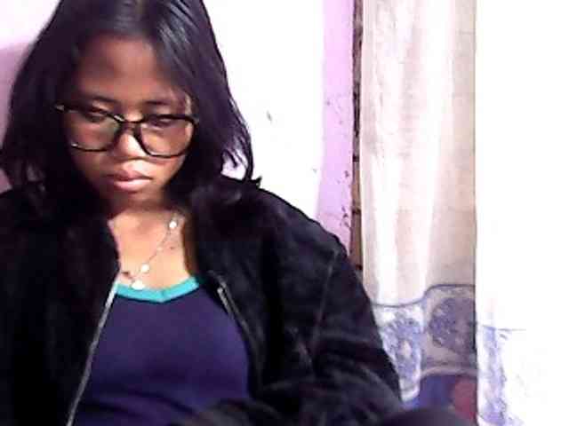 Natalie-Luxa webcam