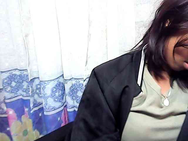 Natalie-Luxa webcam