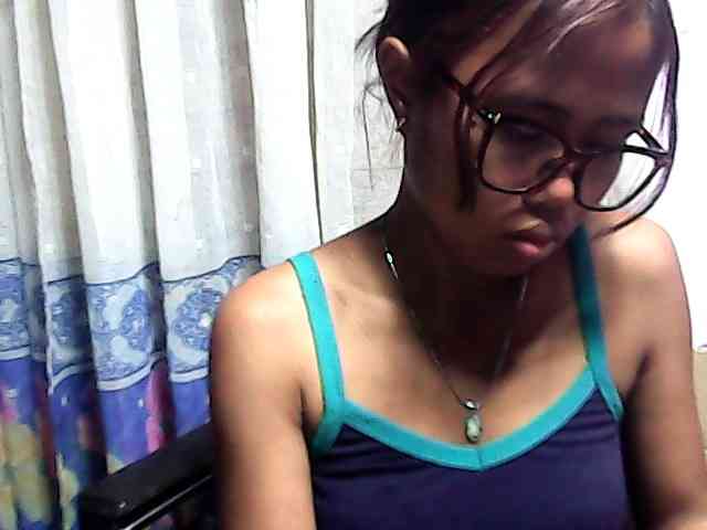 Natalie-Luxa webcam