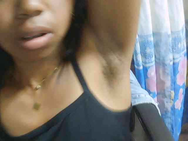 Natalie-Luxa webcam