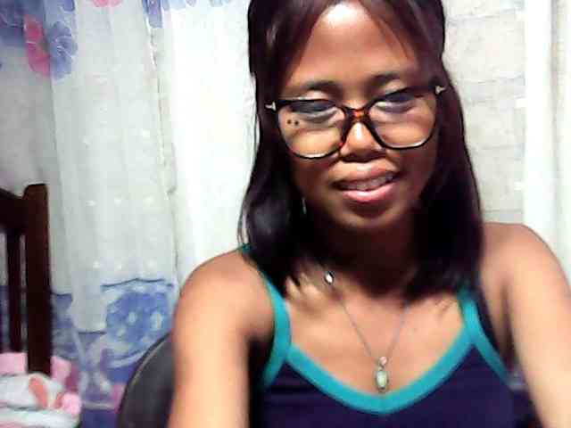 Natalie-Luxa webcam