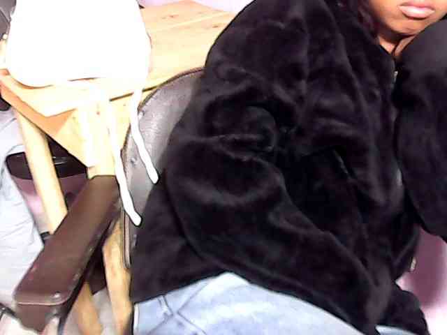 Natalie-Luxa webcam