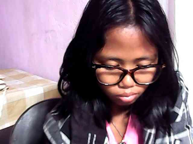 Natalie-Luxa webcam
