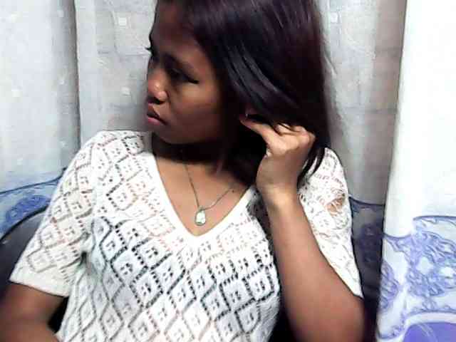 Natalie-Luxa webcam