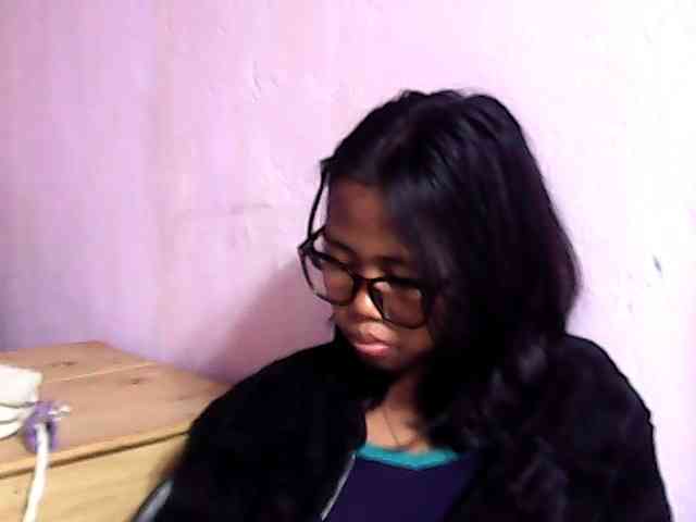 Natalie-Luxa webcam