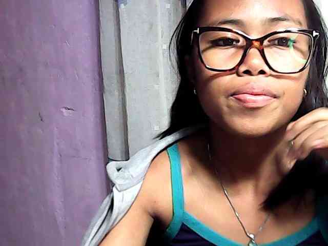 Natalie-Luxa webcam