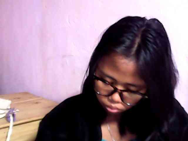 Natalie-Luxa webcam