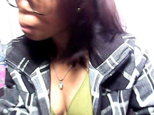Natalie-Luxa webcam