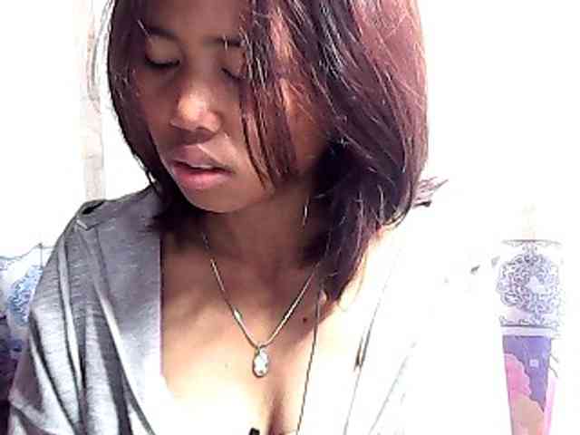 Natalie-Luxa webcam