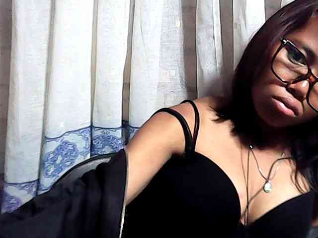 Natalie-Luxa