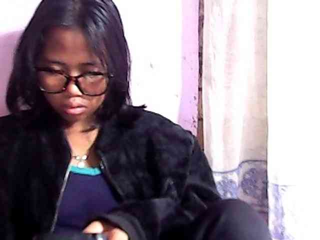 Natalie-Luxa webcam