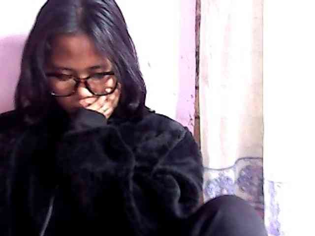 Natalie-Luxa webcam