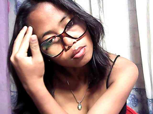 Natalie-Luxa webcam
