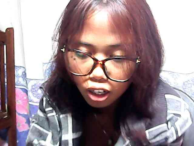 Natalie-Luxa webcam