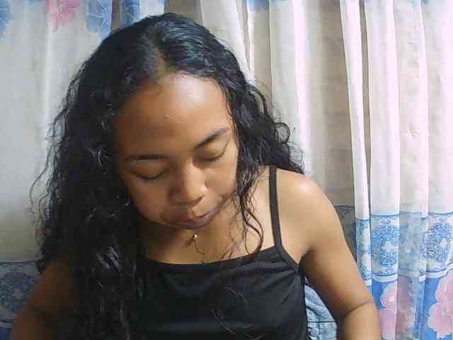 Natalie-Luxa webcam