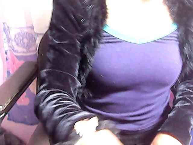 Natalie-Luxa webcam