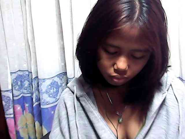 Natalie-Luxa webcam