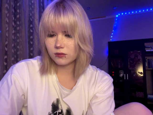 BlindiLohan live cam on BongaCams