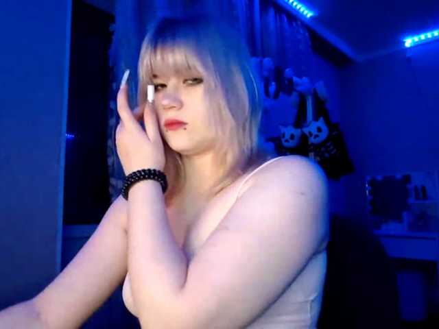 BlindiLohan live cam on BongaCams