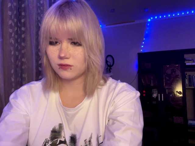 BlindiLohan live cam on BongaCams