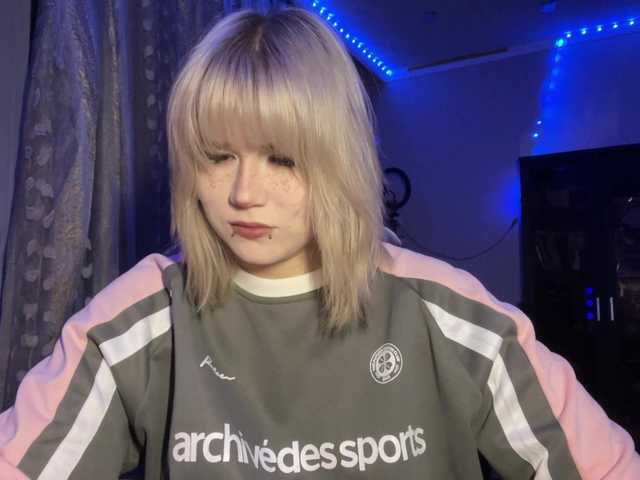 BlindiLohan live cam on BongaCams