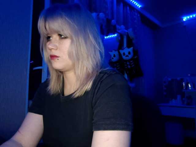 BlindiLohan live cam on BongaCams