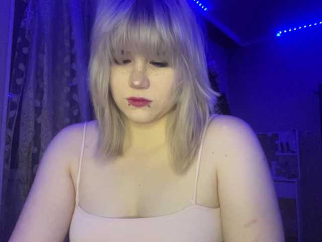 BlindiLohan live cam on BongaCams