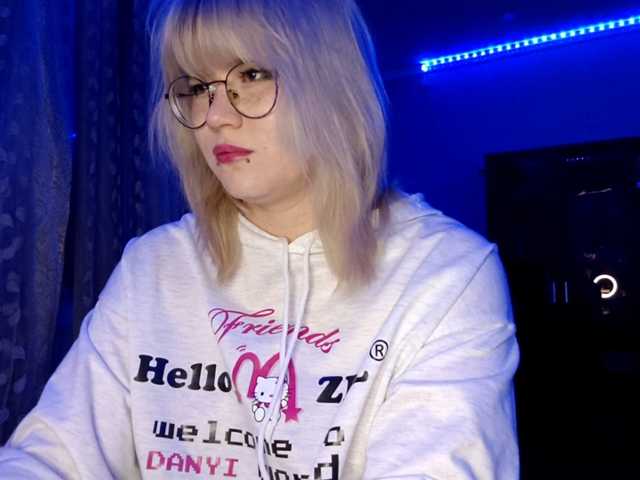 BlindiLohan live cam on BongaCams