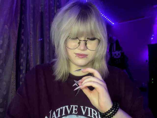 BlindiLohan live cam on BongaCams