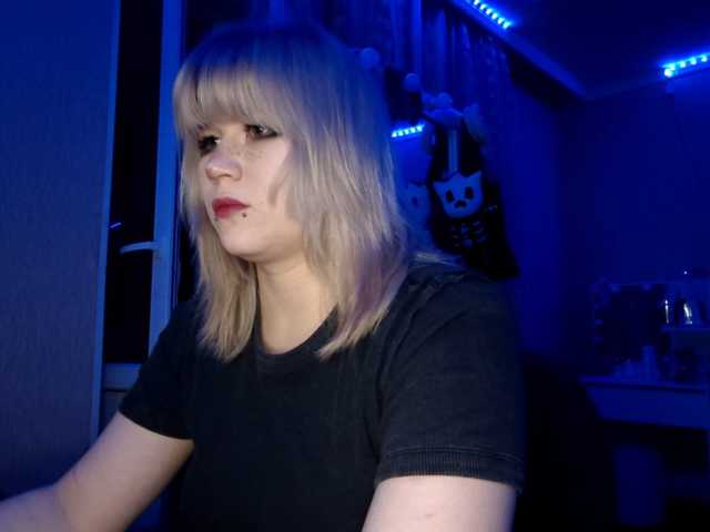 BlindiLohan live cam on BongaCams