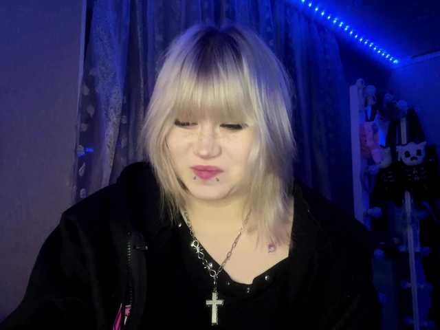 BlindiLohan live cam on BongaCams
