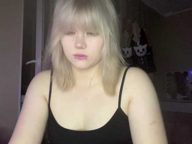 BlindiLohan live cam on BongaCams