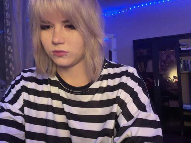 BlindiLohan live cam on BongaCams